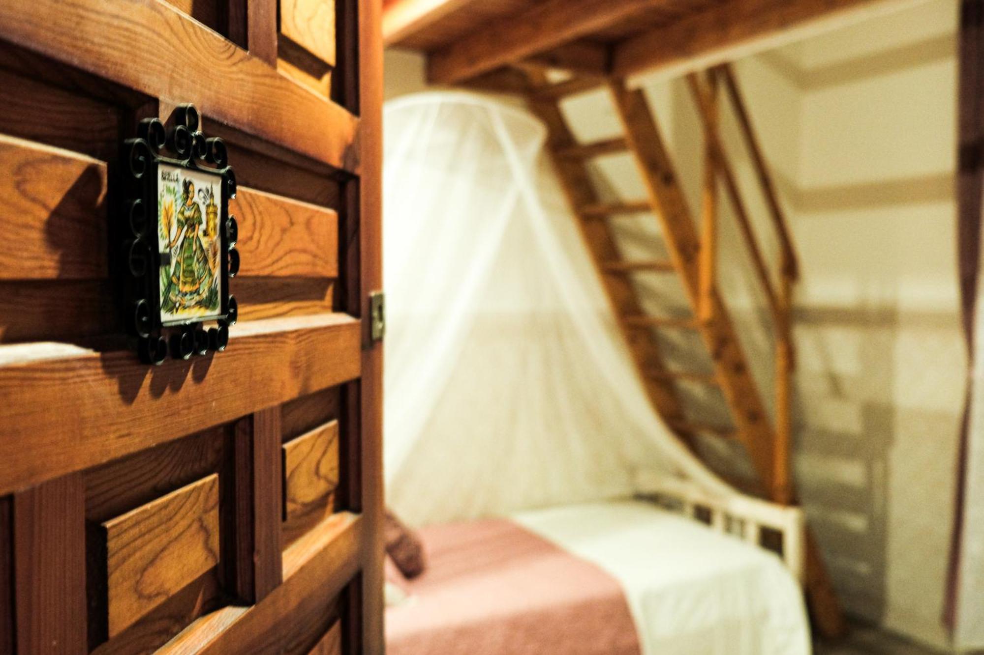 Casa De La Juderia Dona Pilar Homestay *